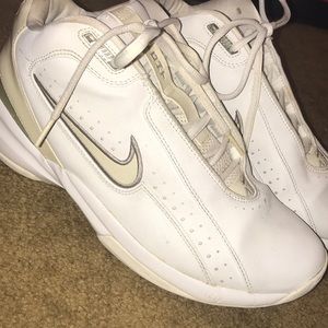White nike air flight 2004